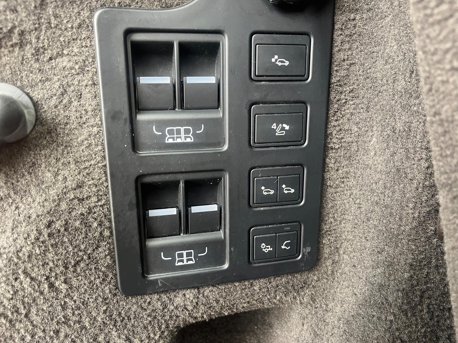 Used Land Rover Discovery 2018 for sale - 76307059: Photo 33