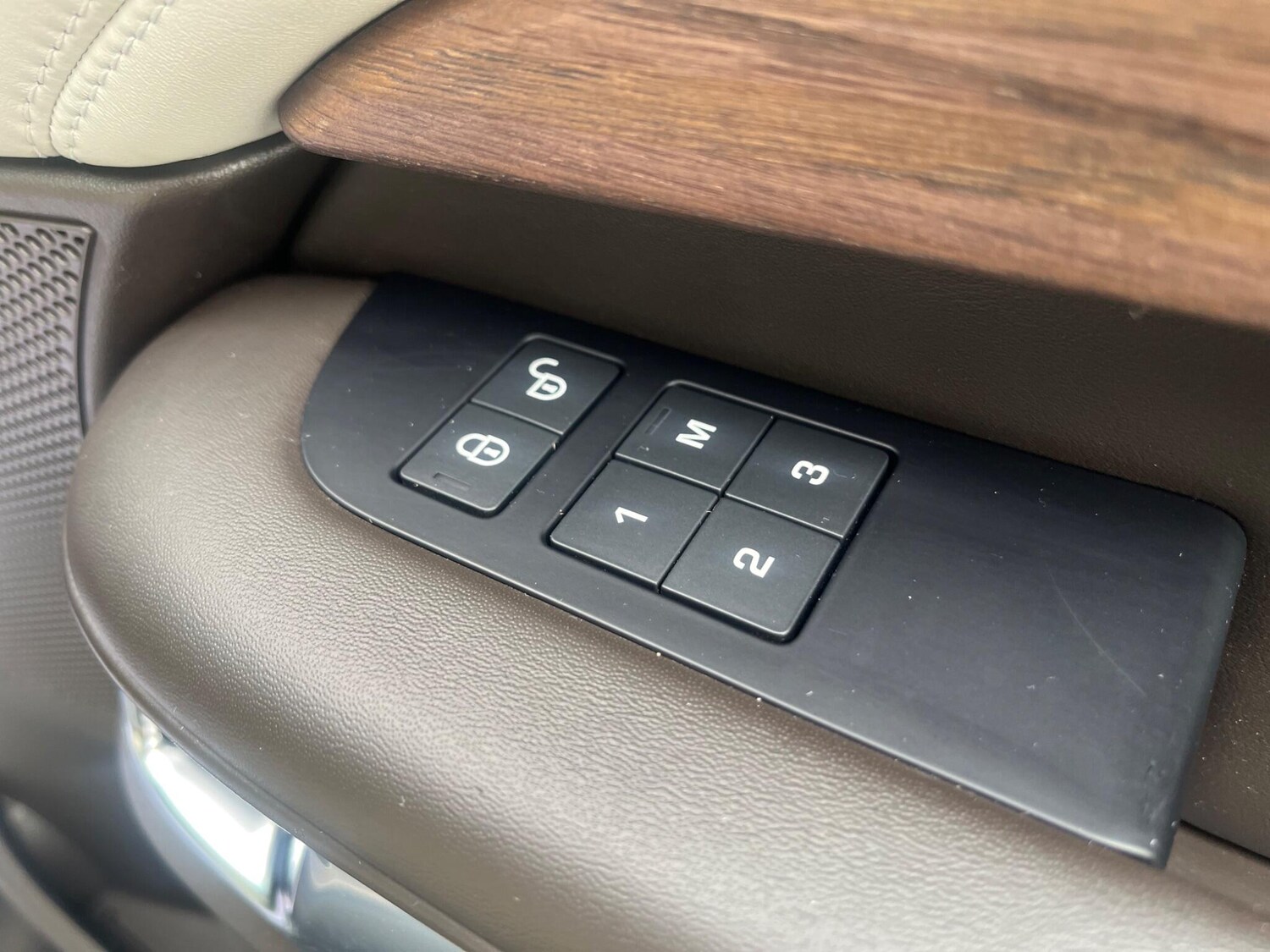 Used Land Rover Discovery 2018 for sale - 76307059: Photo 36