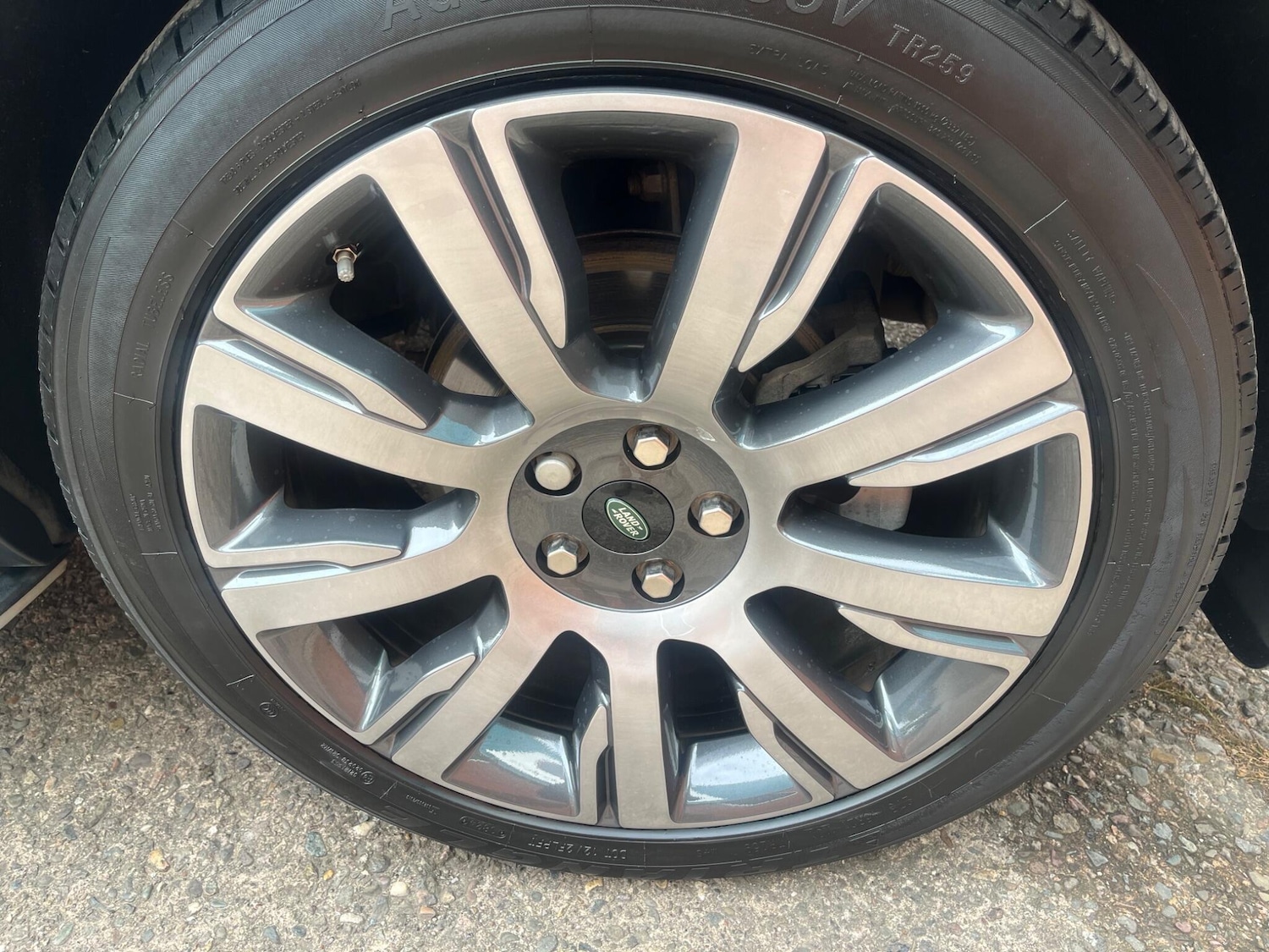Used Land Rover Discovery 2018 for sale - 76307059: Photo 40