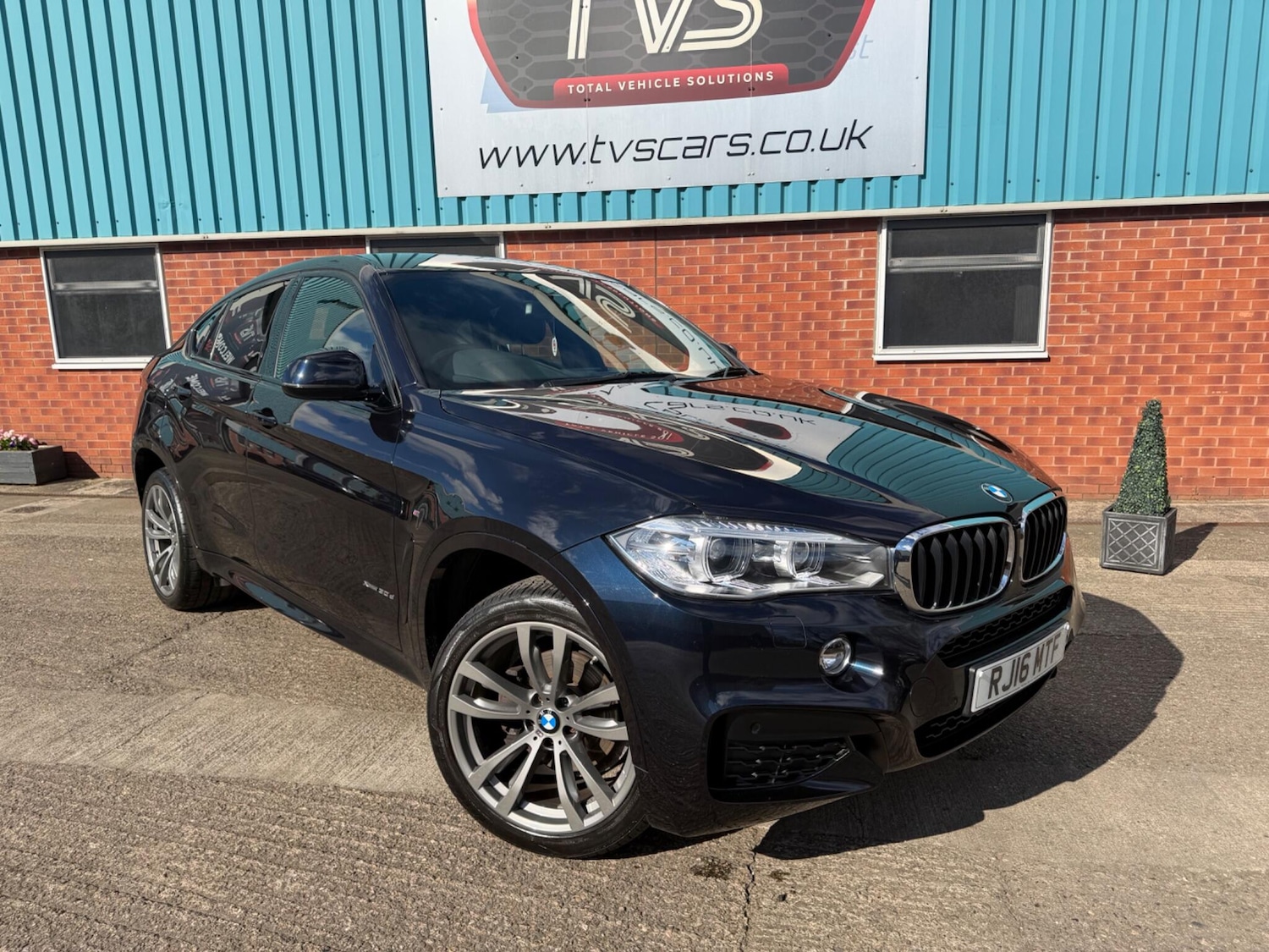 Used BMW X6 2016 for sale - 78086348: Photo 2