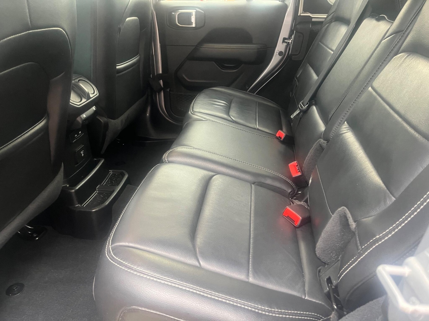 Used Jeep Wrangler 2020 for sale - 76349591: Photo 10