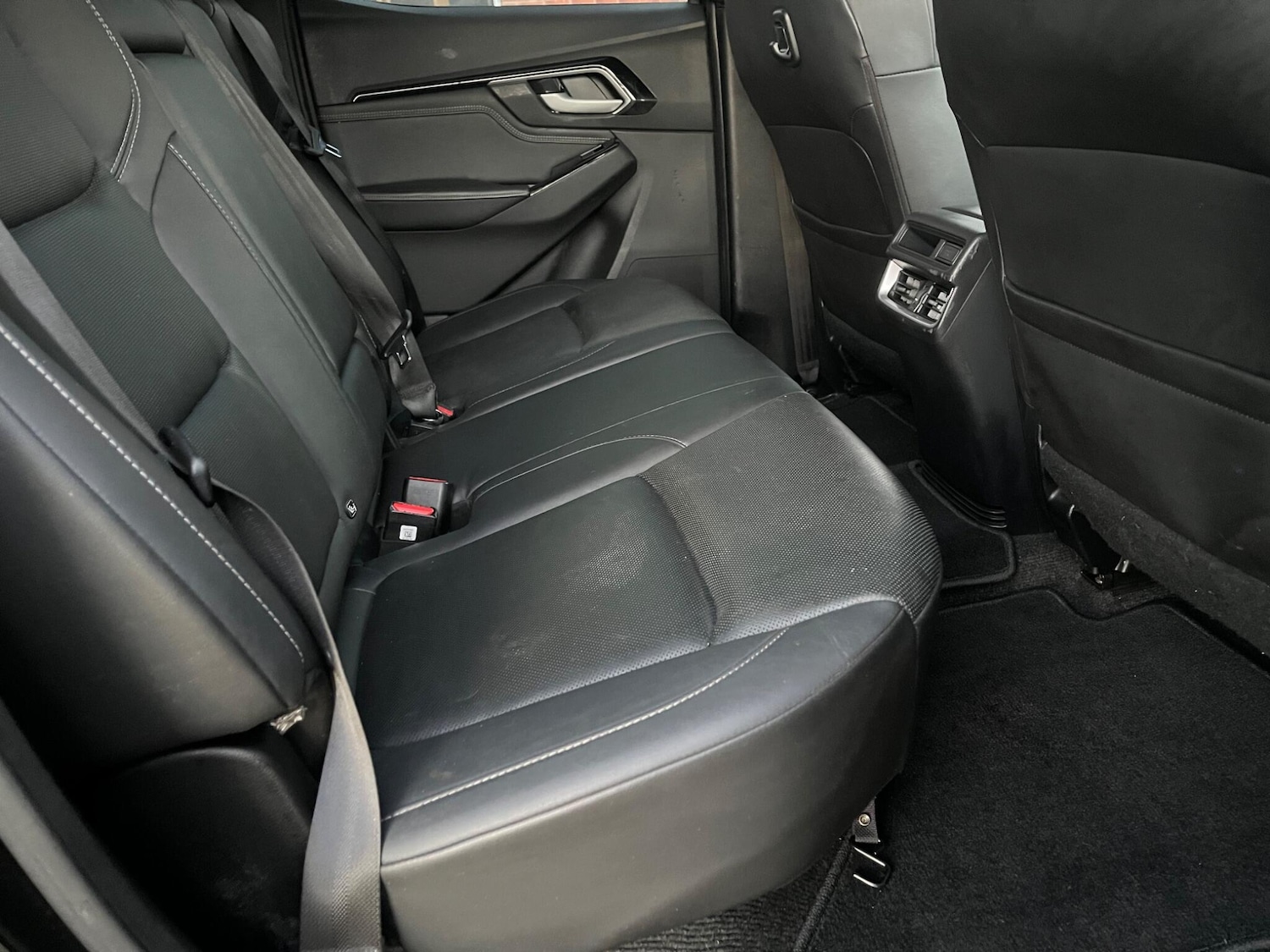 Used Isuzu D-Max 2021 for sale - 76561894: Photo 11