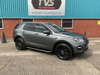 Used Land Rover Discovery Sport 2016 for sale - 79348859: Photo