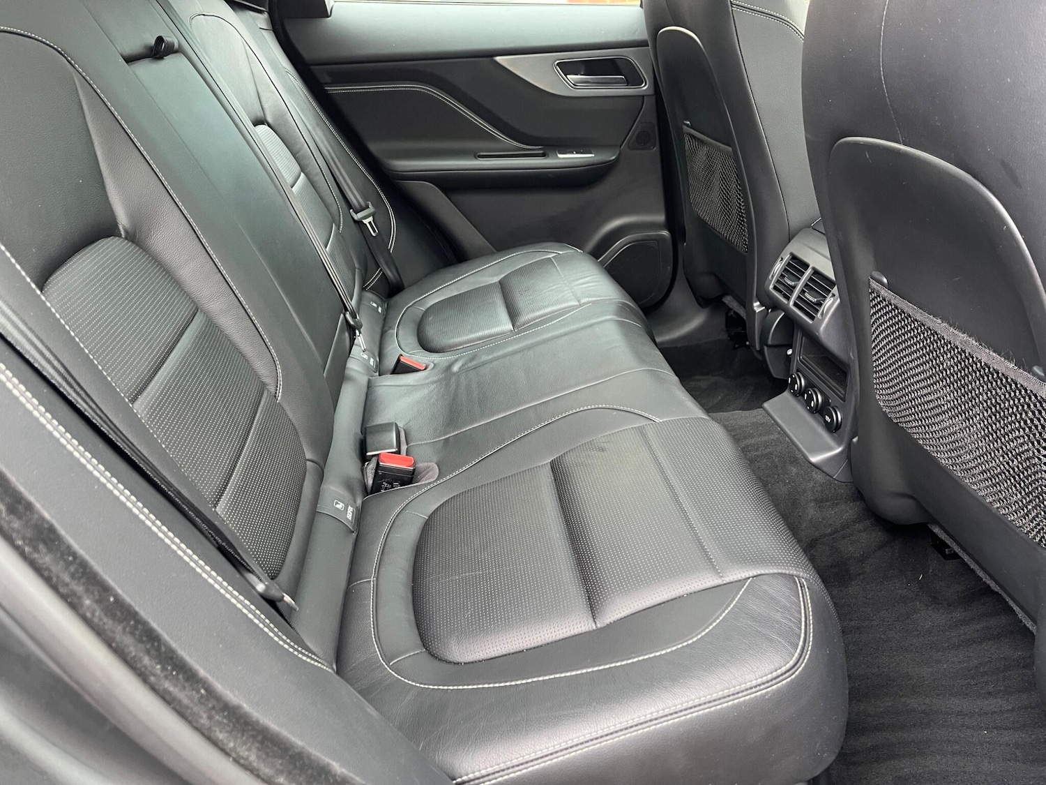 Used Jaguar F-Pace 2017 for sale - 76990440: Photo 11