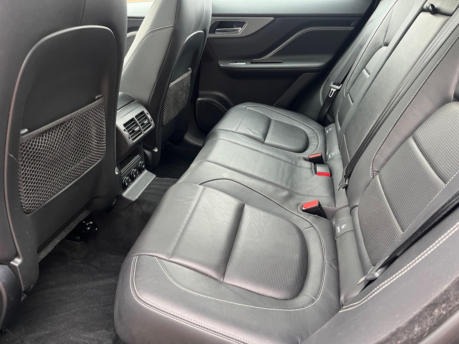 Used Jaguar F-Pace 2017 for sale - 76990440: Photo 12