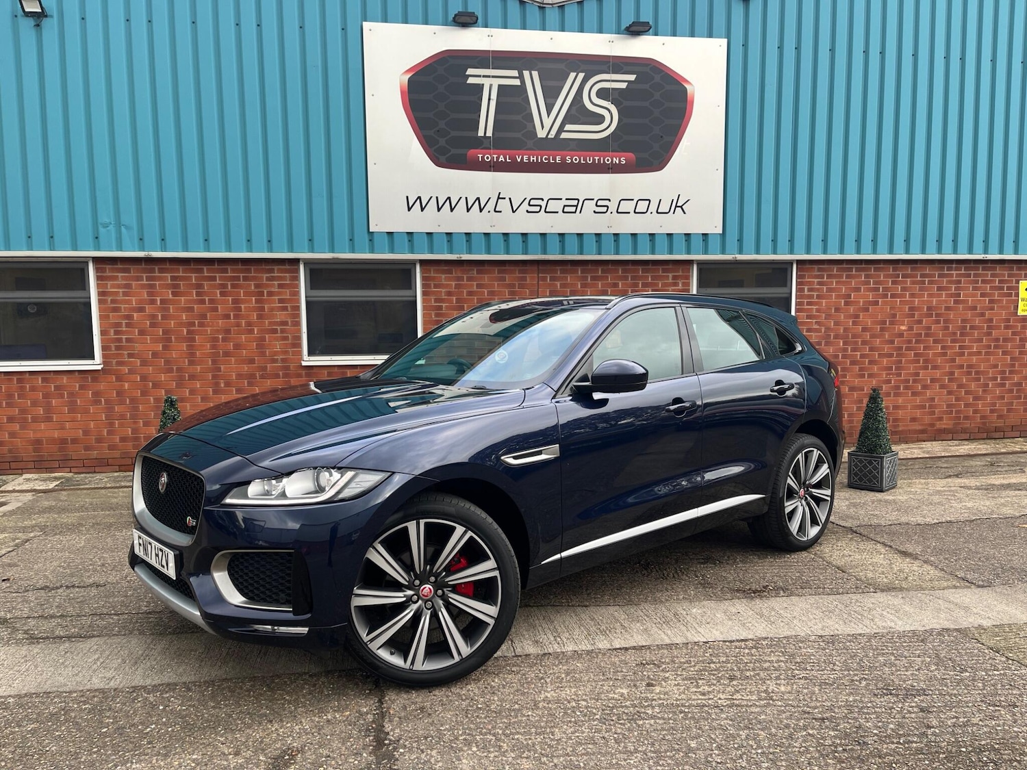 Used Jaguar F-Pace 2017 for sale - 76990440: Photo 22