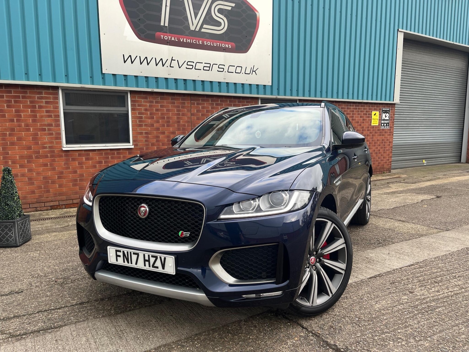 Used Jaguar F-Pace 2017 for sale - 76990440: Photo 23