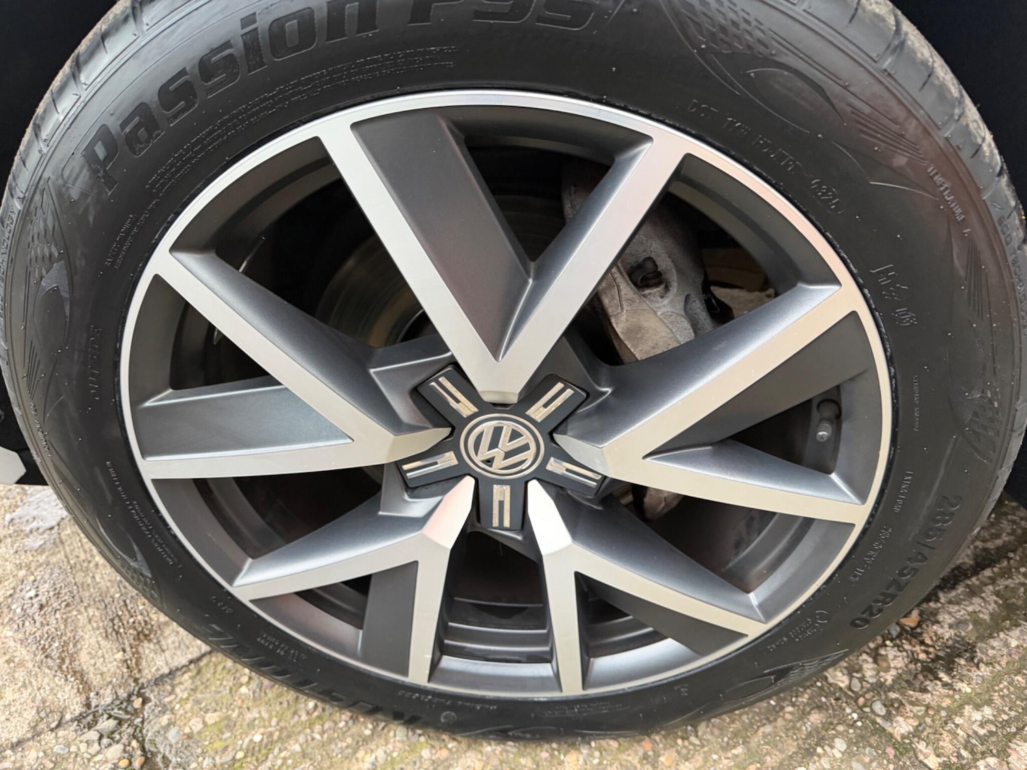 Used Volkswagen Touareg 2019 for sale - 77496772: Photo 34