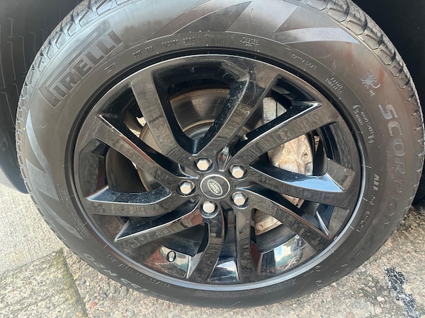 Used Land Rover Discovery 2019 for sale - 76337534: Photo 37