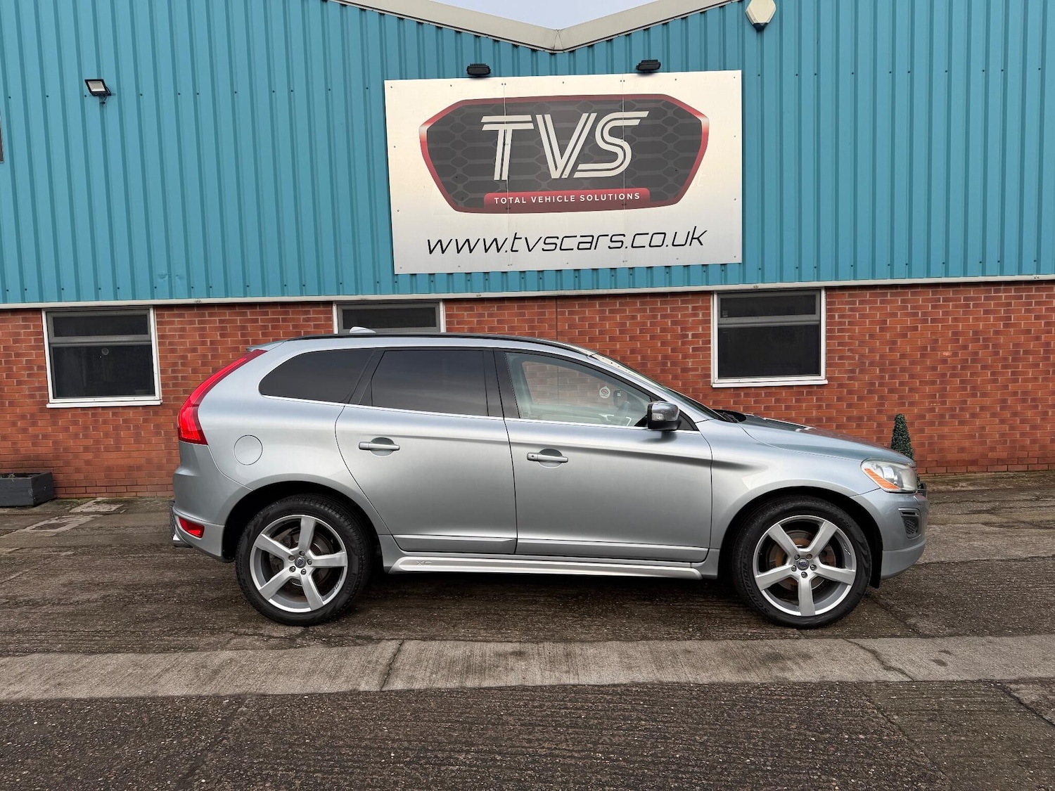 Used Volvo XC60 2010 for sale - 77203699: Photo 24