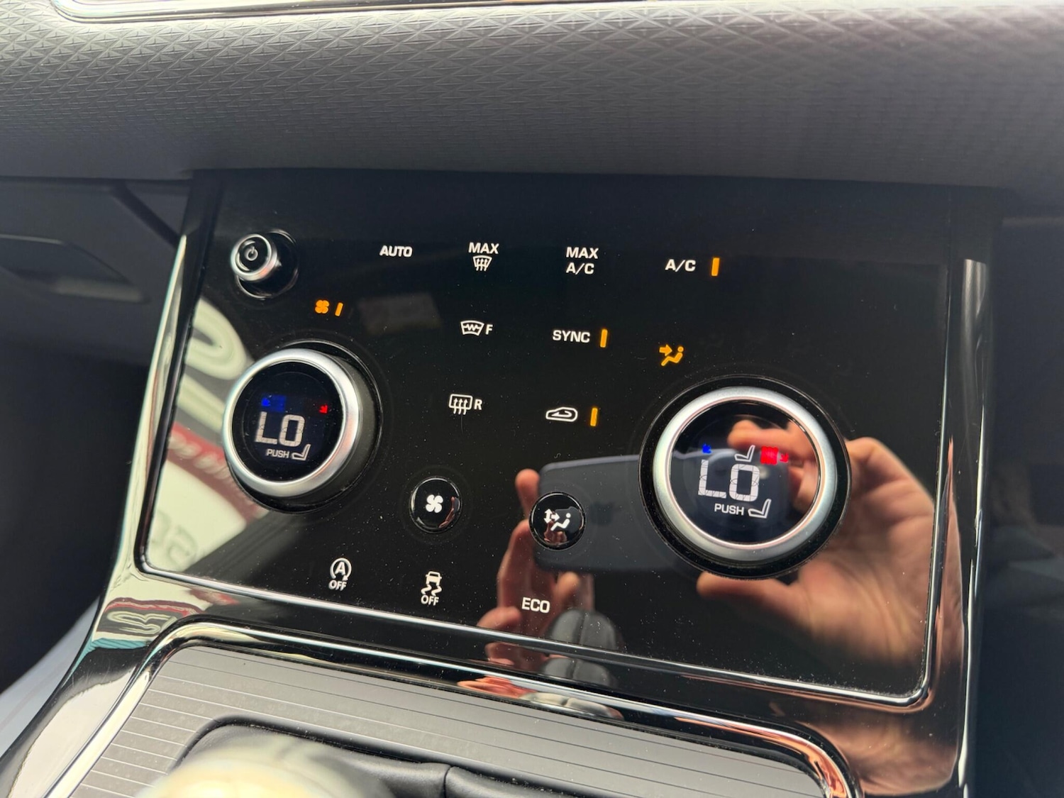 Used Land Rover Range Rover Evoque 2019 for sale - 77882407: Photo 24