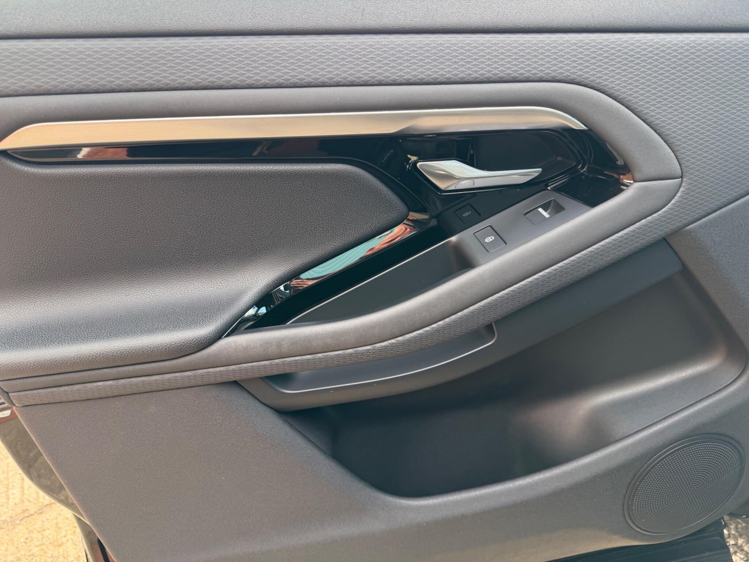 Used Land Rover Range Rover Evoque 2019 for sale - 77882407: Photo 25