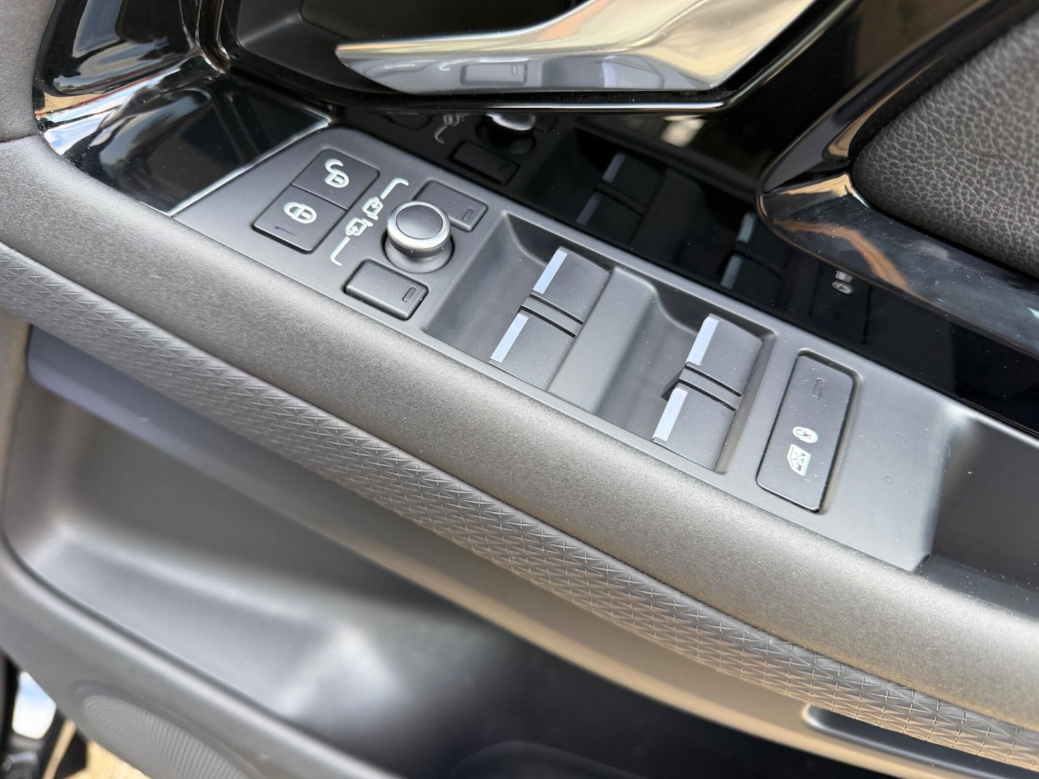 Used Land Rover Range Rover Evoque 2019 for sale - 77882407: Photo 28