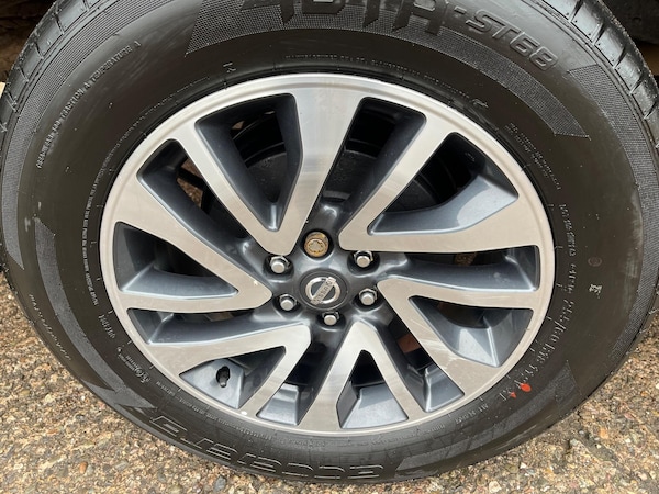 Used Nissan Navara 2017 for sale - 76270981: Photo 30