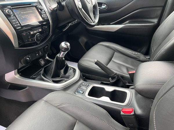 Used Nissan Navara 2017 for sale - 76270981: Photo 8