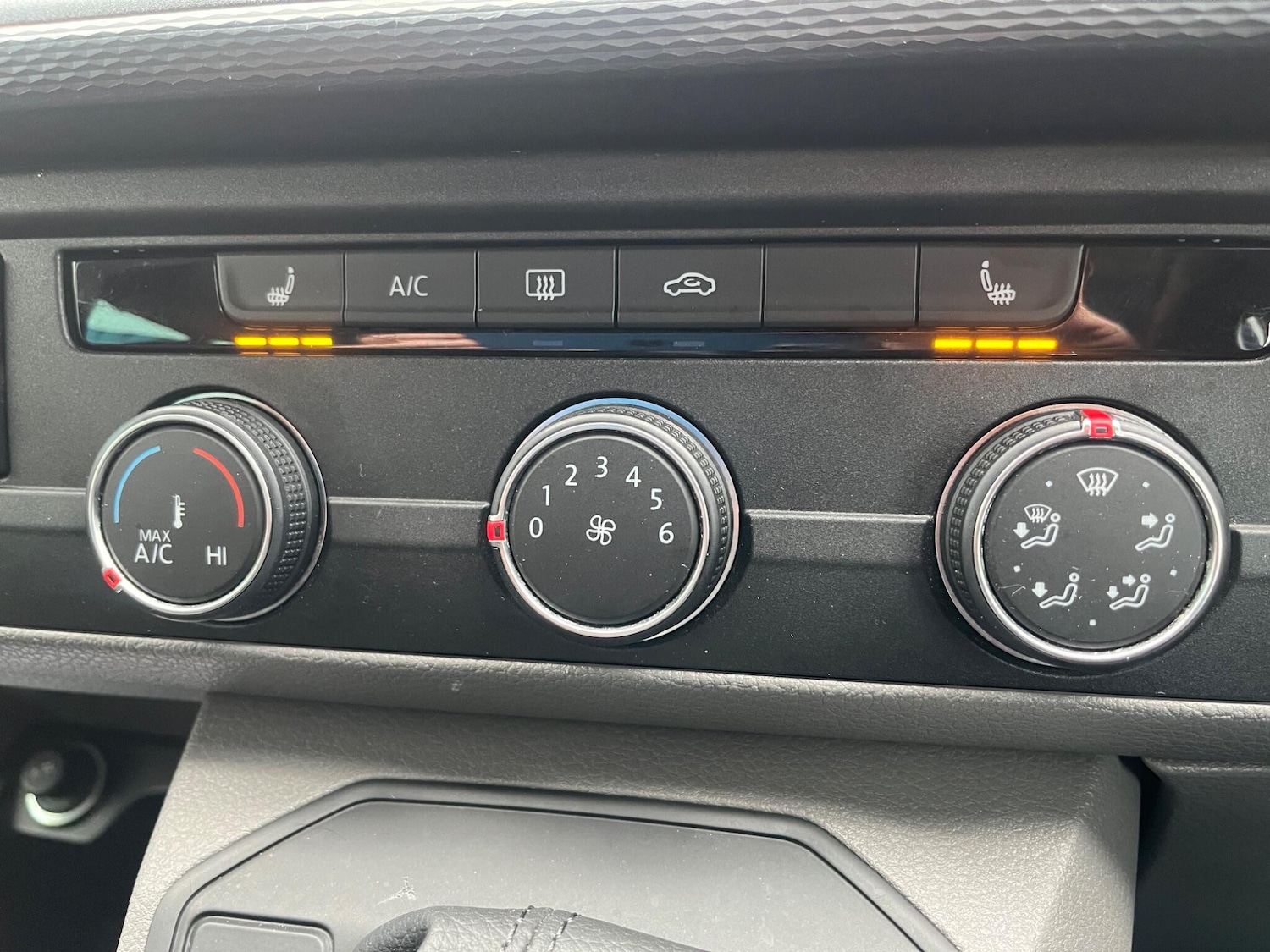 Used Volkswagen Transporter 2020 for sale - 76549888: Photo 29