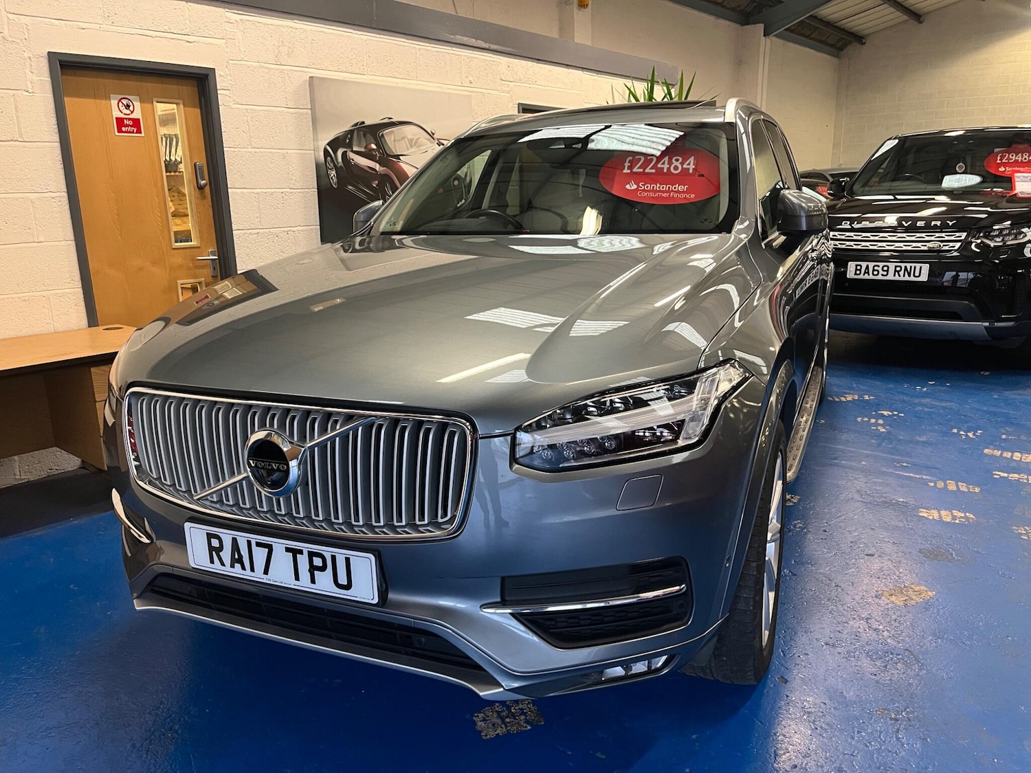 Used Volvo XC90 2017 for sale - 76561466: Photo 1