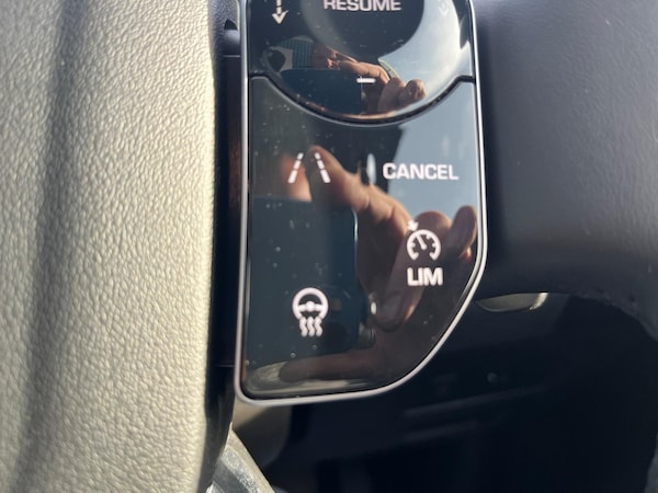 Used Land Rover Discovery 2019 for sale - 76239544: Photo 32