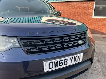 Used Land Rover Discovery 2019 for sale - 76239544: Photo 4