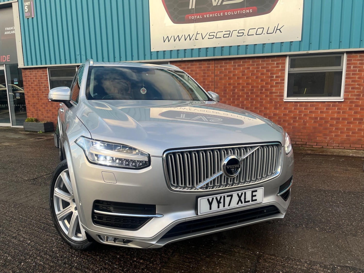 Used Volvo XC90 2017 for sale - 76735189: Photo 3