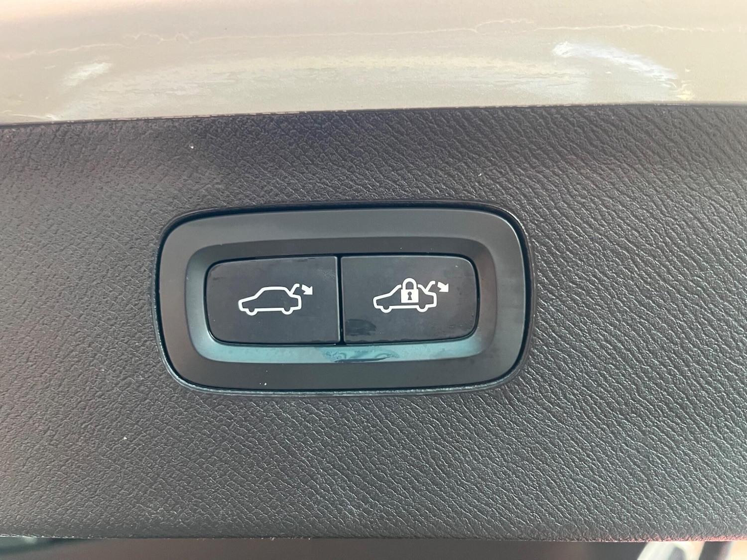 Used Volvo XC90 2017 for sale - 76735189: Photo 32