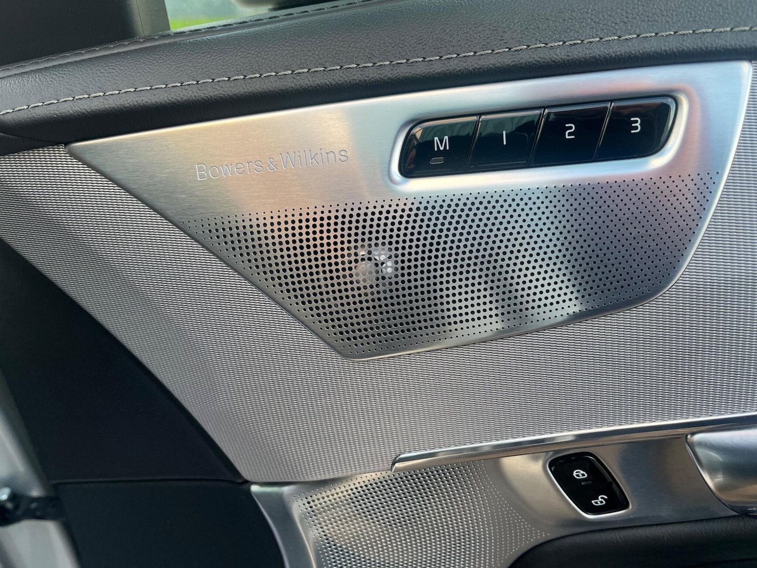 Used Volvo XC90 2017 for sale - 76735189: Photo 37