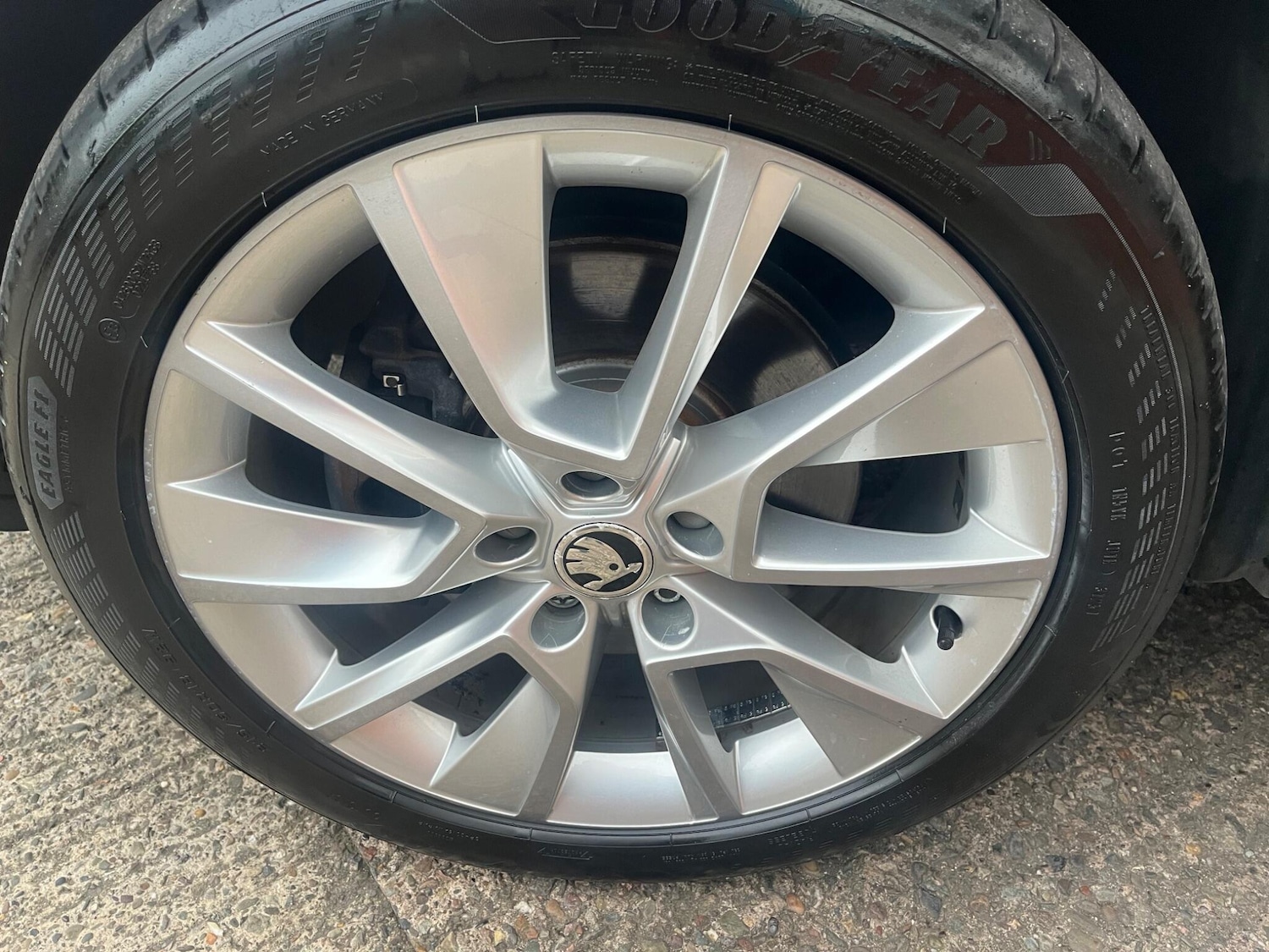 Used Skoda Karoq 2018 for sale - 76995429: Photo 31