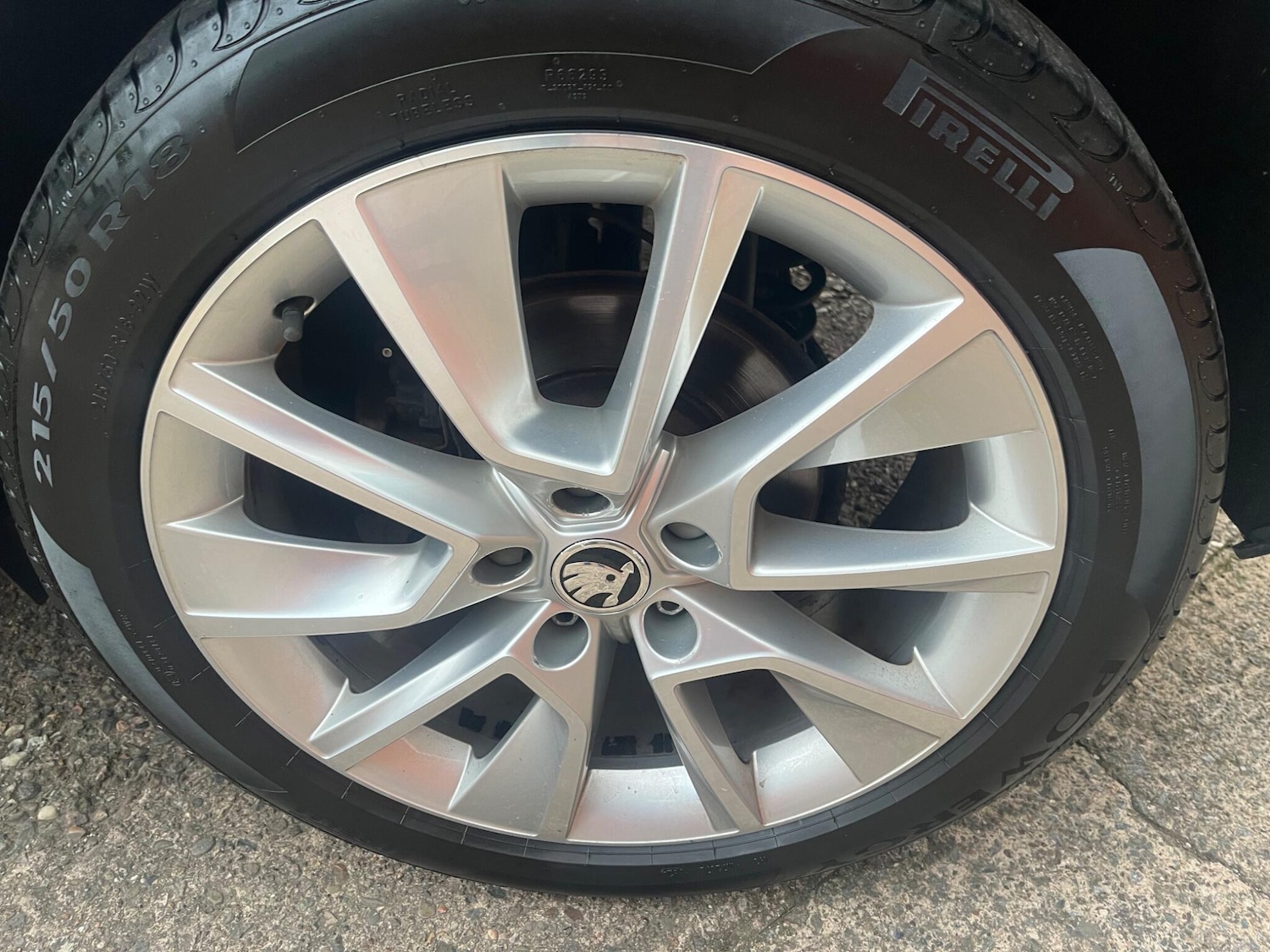 Used Skoda Karoq 2018 for sale - 76995429: Photo 32