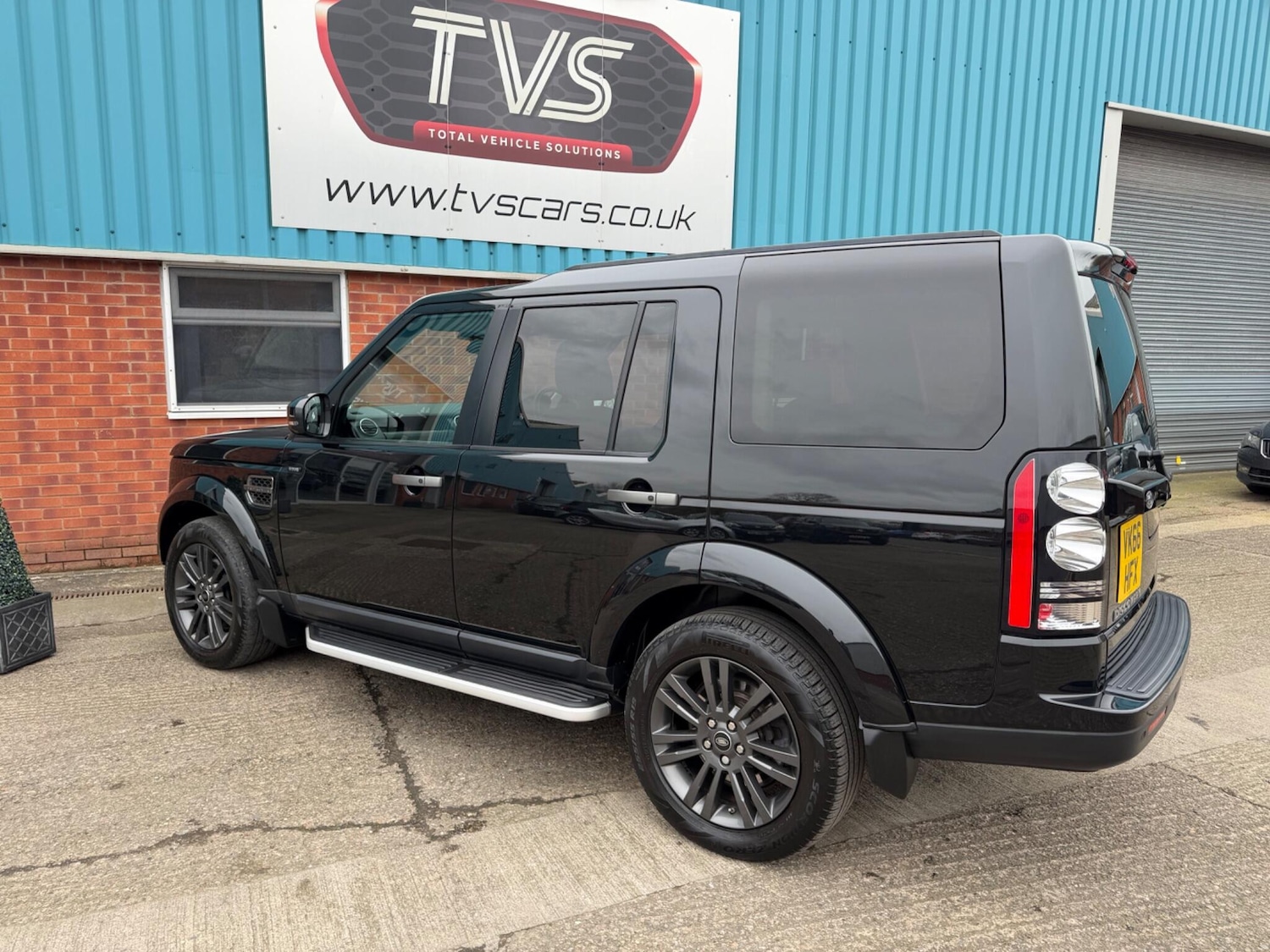 Used Land Rover Discovery 2016 for sale - 77598508: Photo 15