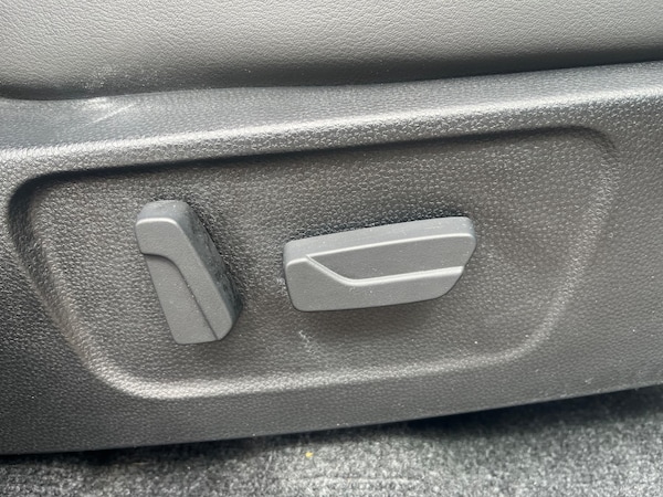 Used Isuzu D-Max 2023 for sale - 75268043: Photo 32