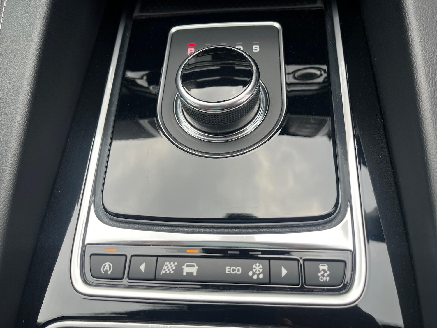 Used Jaguar F-Pace 2017 for sale - 78204400: Photo 27