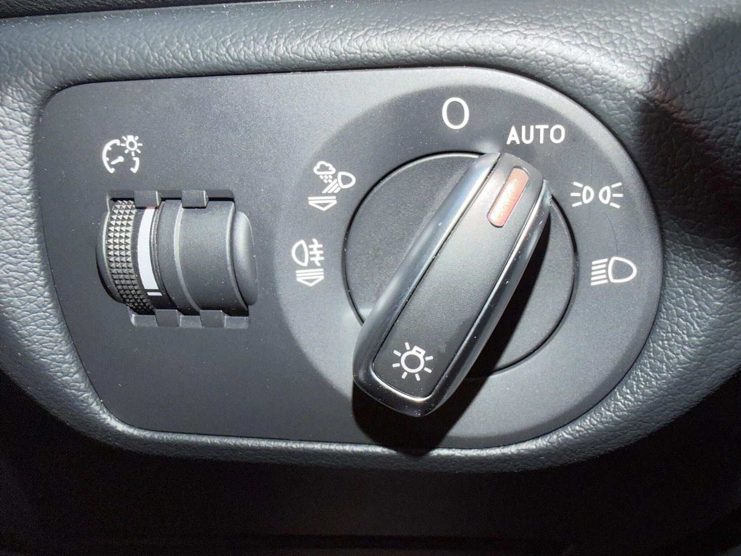 Used Audi Q3 2016 for sale - 77174464: Photo 26