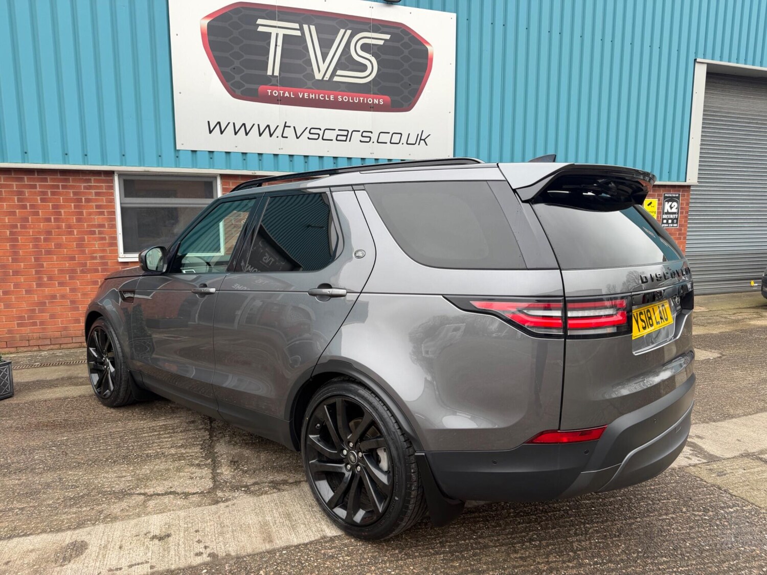 Used Land Rover Discovery 2018 for sale - 77784200: Photo 13