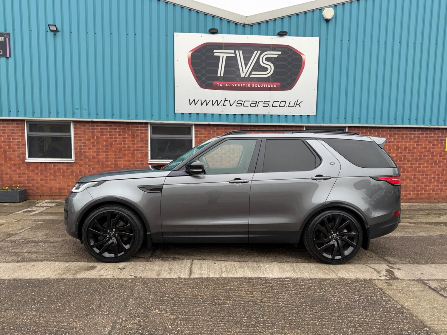 Used Land Rover Discovery 2018 for sale - 77784200: Photo 17