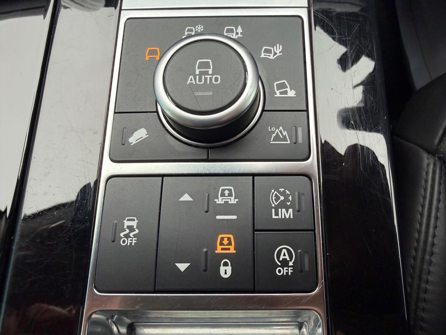 Used Land Rover Discovery 2018 for sale - 77784200: Photo 29