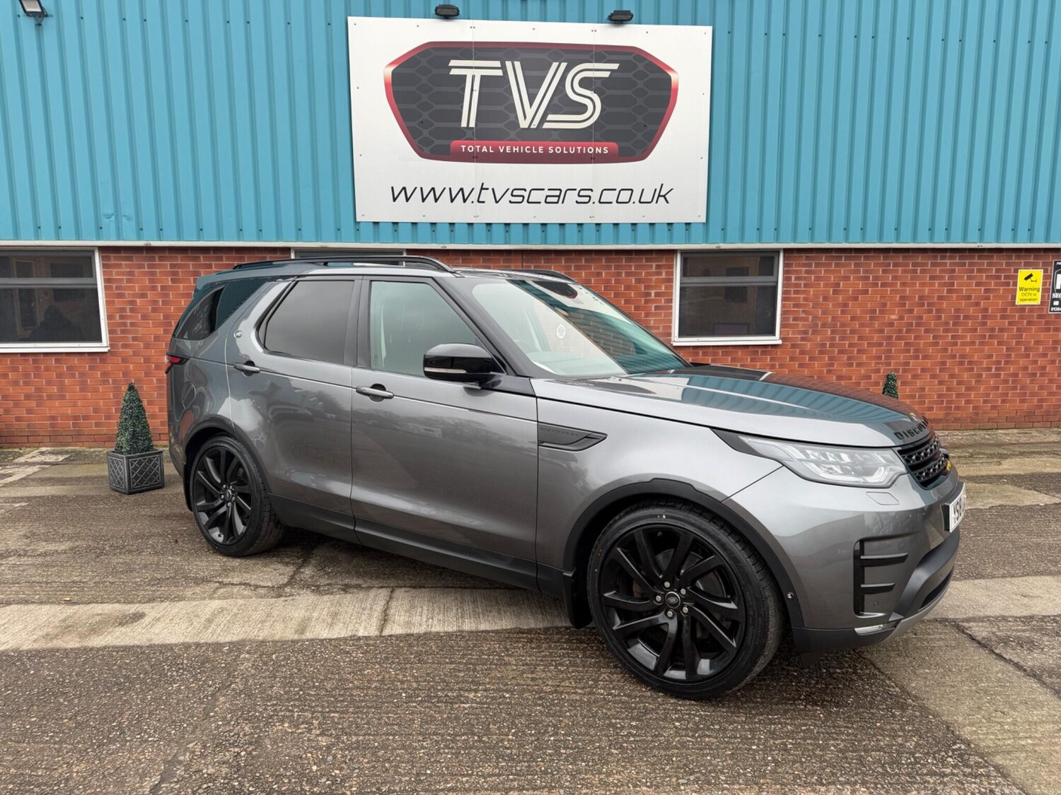 Used Land Rover Discovery 2018 for sale - 77784200: Photo 4
