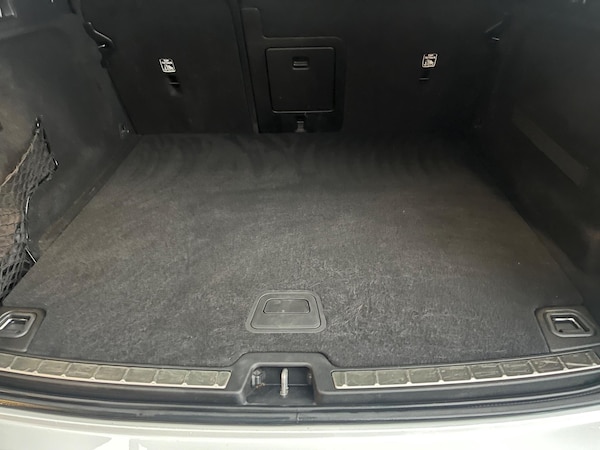 Used Volvo XC60 2018 for sale - 73225537: Photo 32