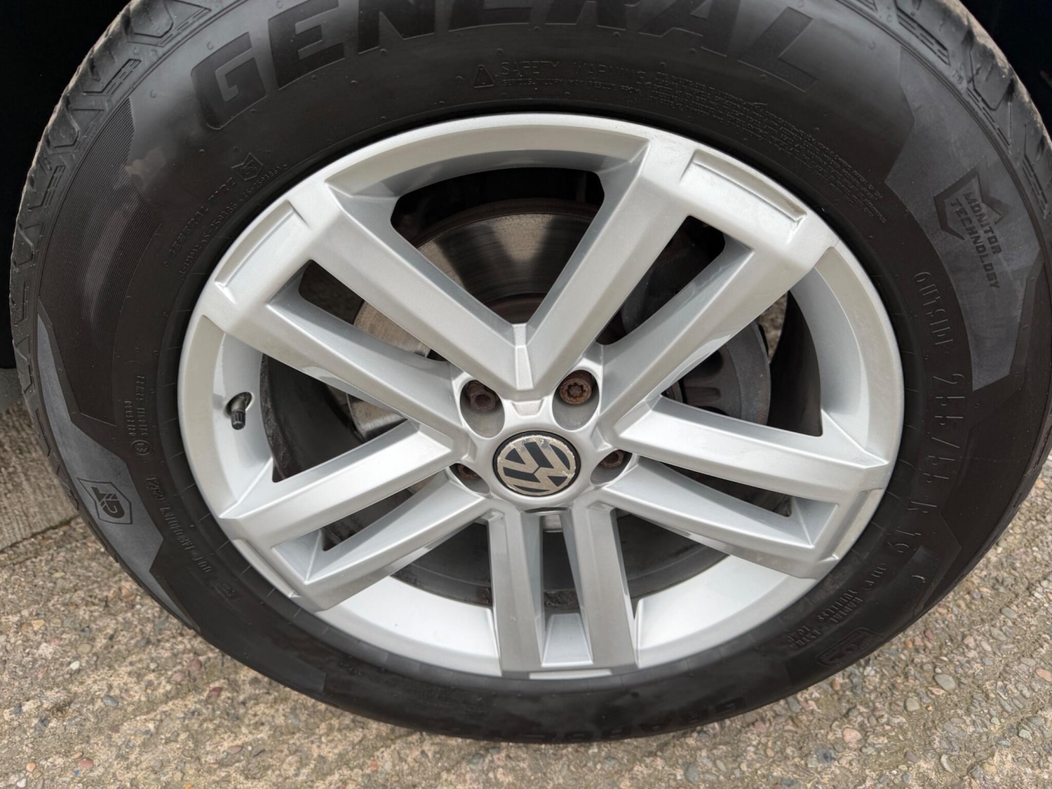 Used Volkswagen Amarok 2018 for sale - 77586595: Photo 33