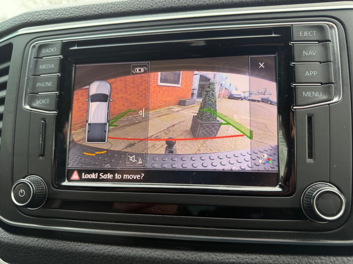 Used Volkswagen Amarok 2018 for sale - 77586595: Photo 5