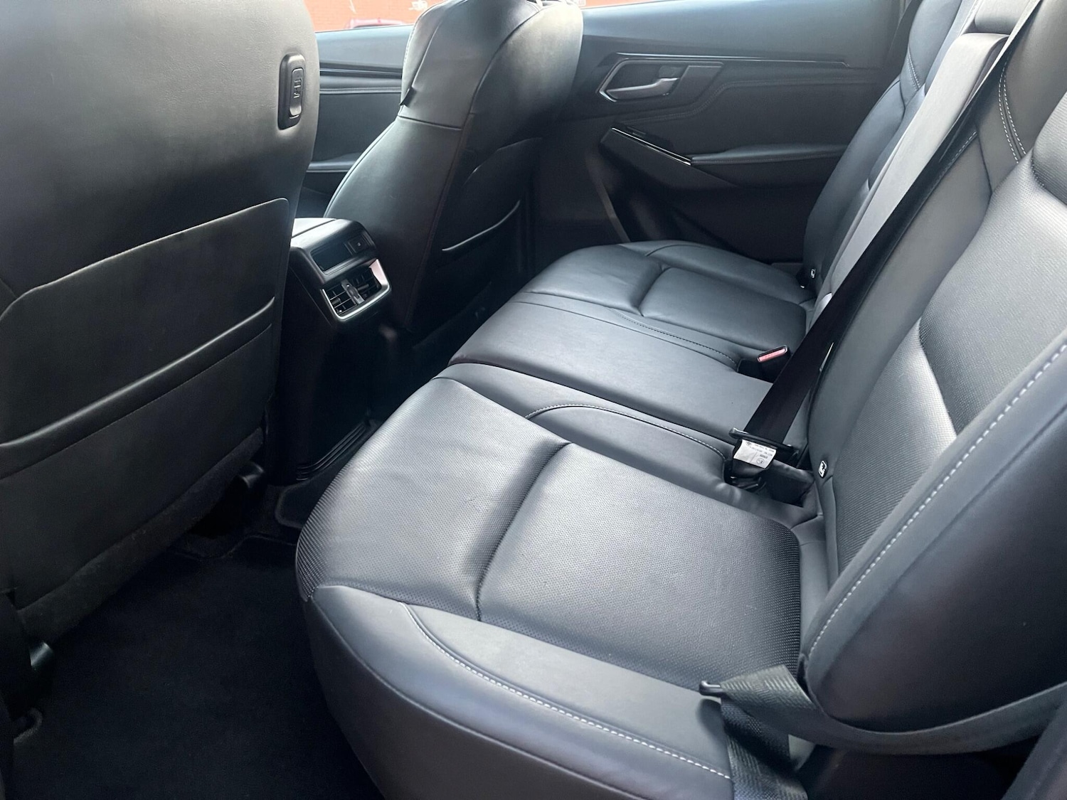 Used Isuzu D-Max 2021 for sale - 76702048: Photo 10