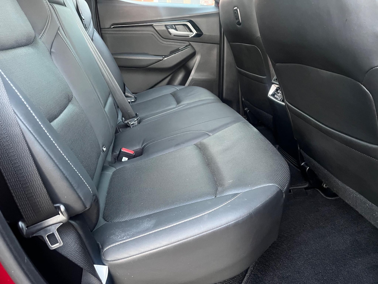 Used Isuzu D-Max 2021 for sale - 76702048: Photo 8