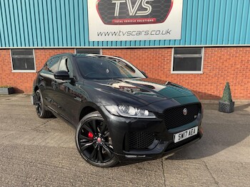 Used Jaguar F-Pace 2017 for sale - 77824404: Photo