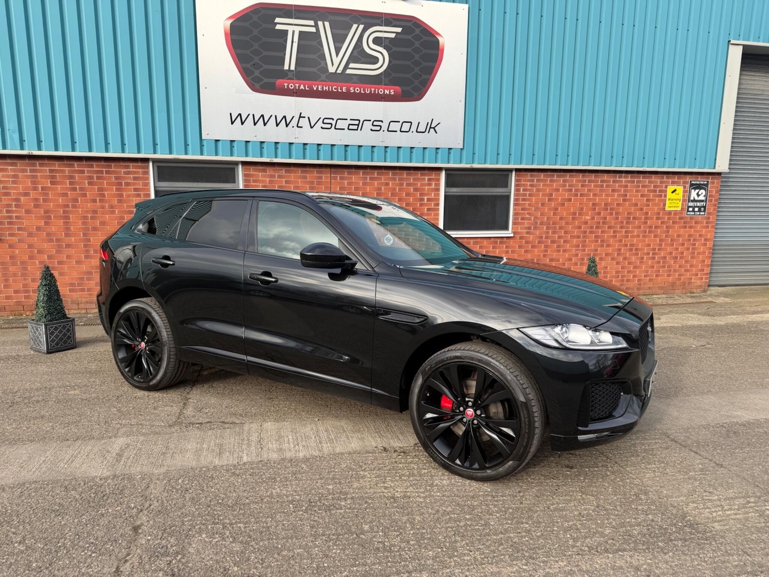 Used Jaguar F-Pace for sale - 77824404: Photo 4