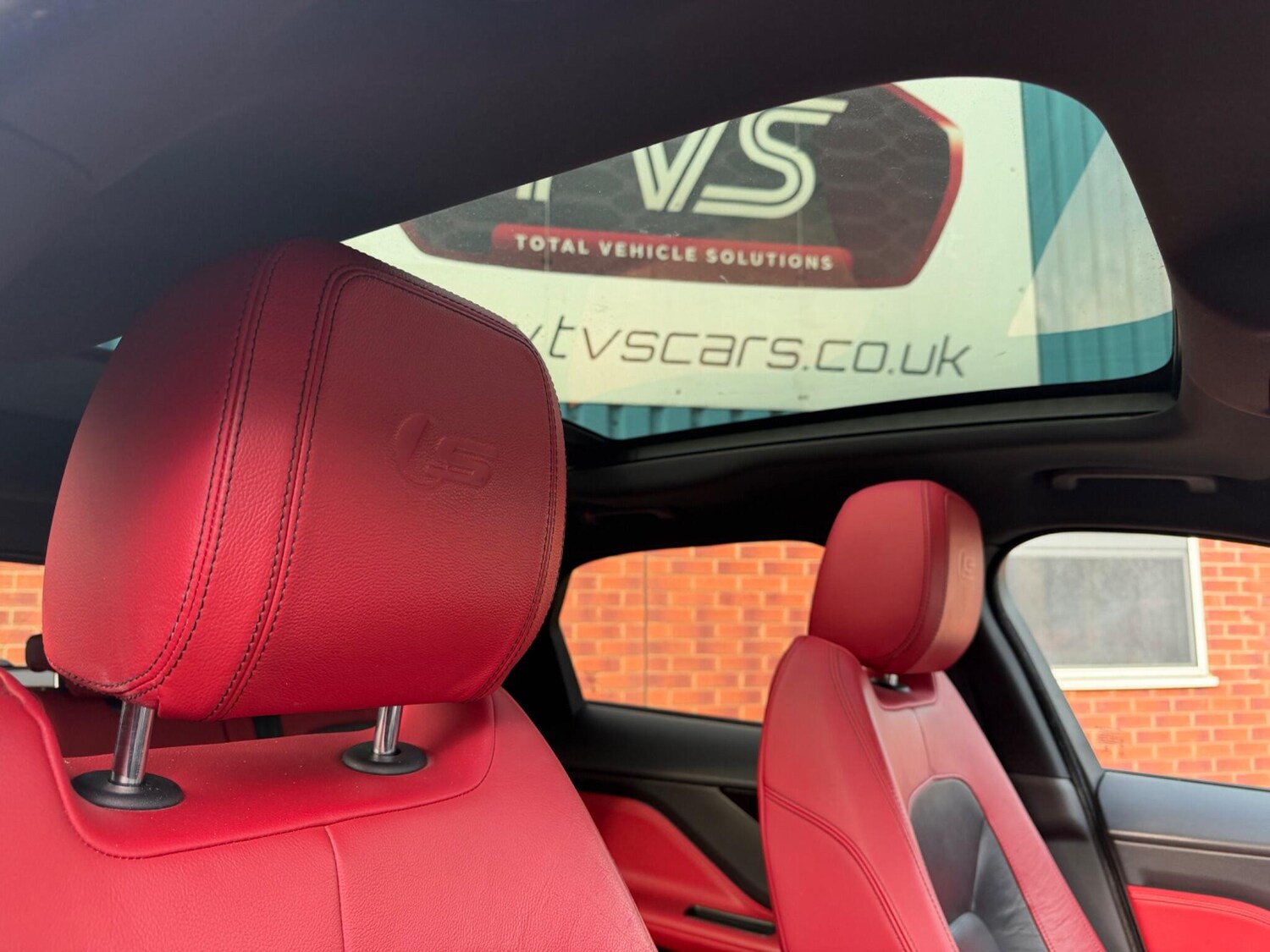 Used Jaguar F-Pace for sale - 77824404: Photo 6