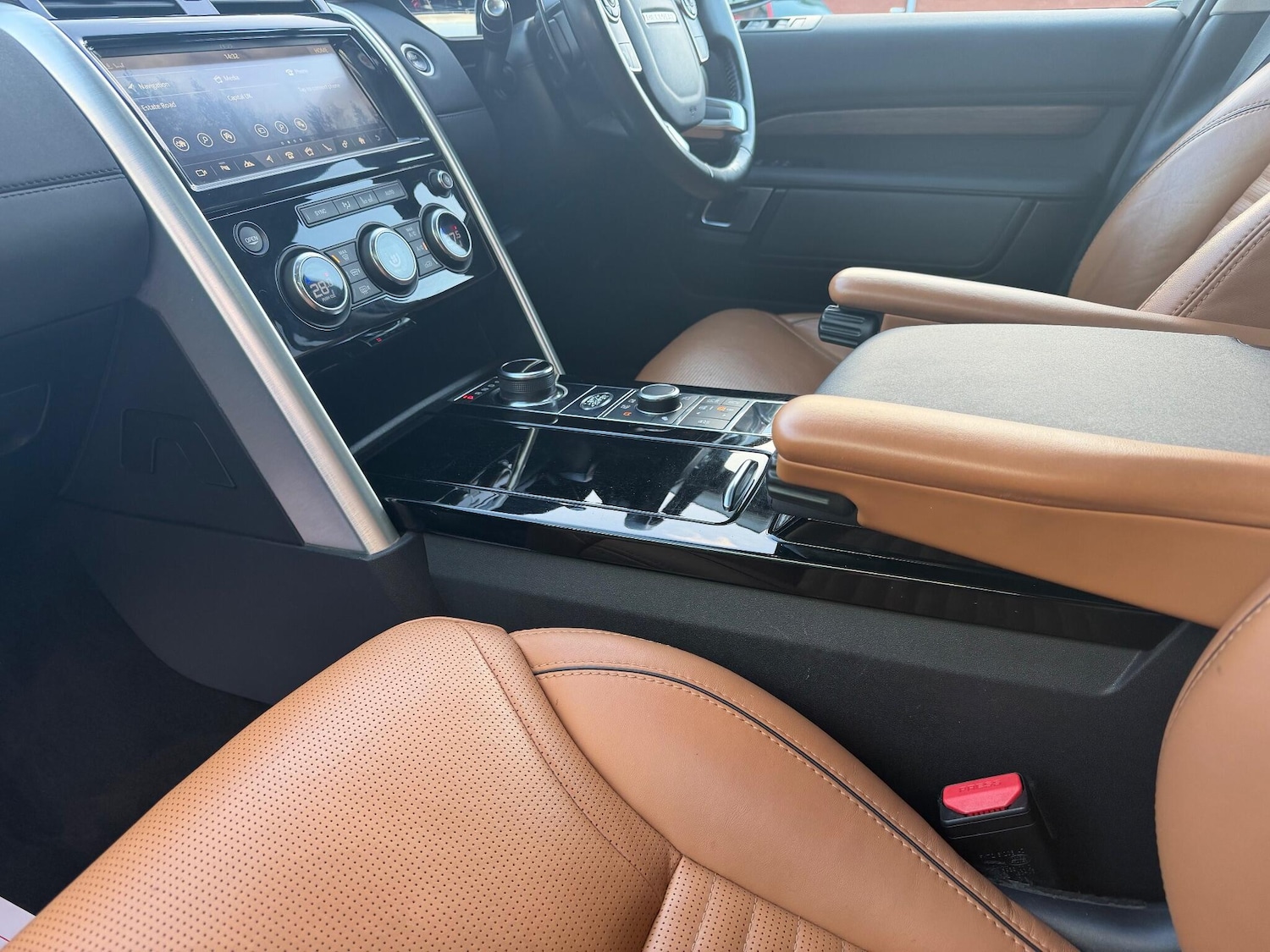 Used Land Rover Discovery 2018 for sale - 77017039: Photo 10