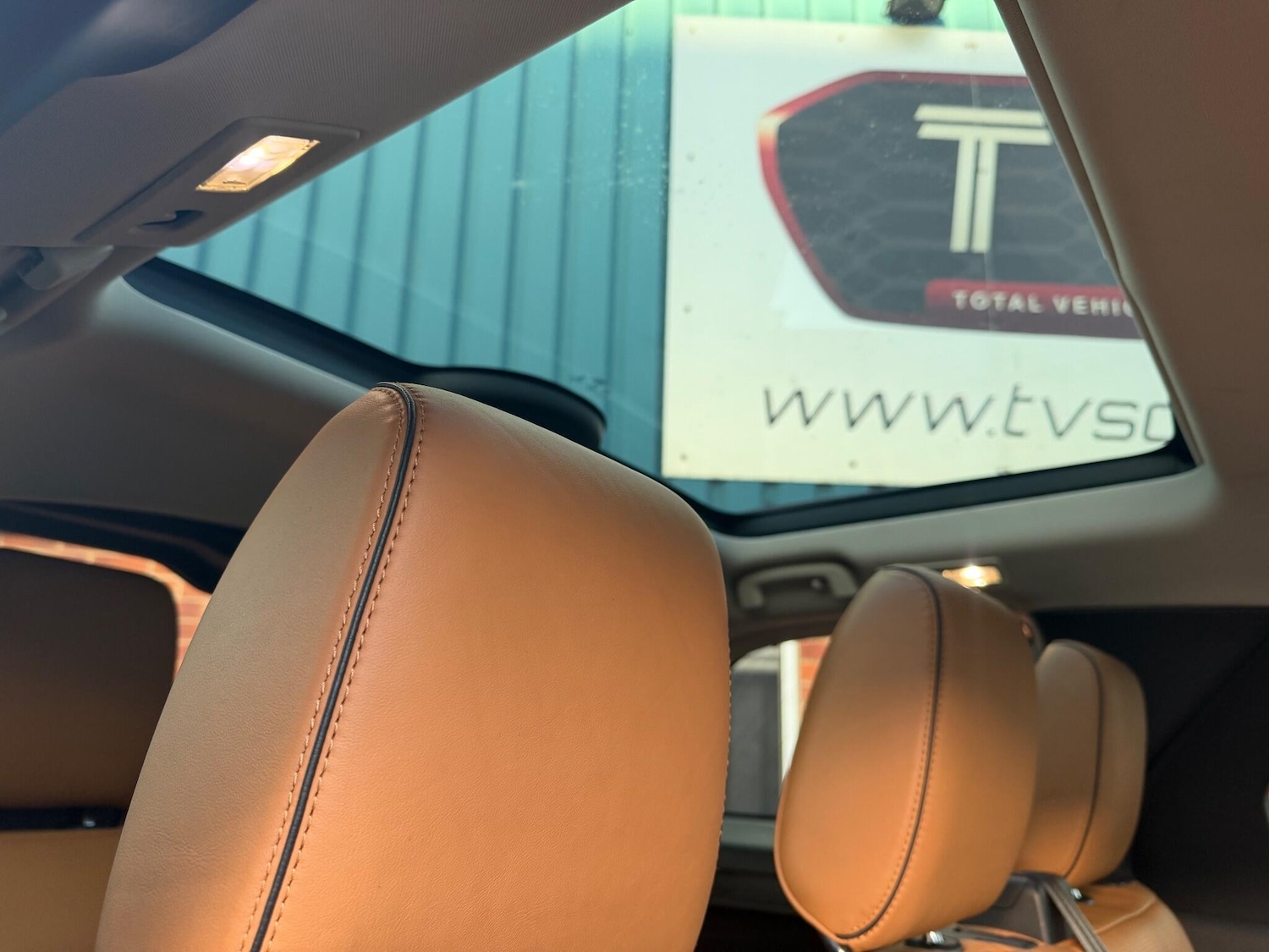 Used Land Rover Discovery 2018 for sale - 77017039: Photo 12