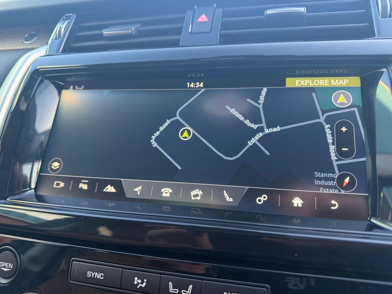 Used Land Rover Discovery 2018 for sale - 77017039: Photo 14