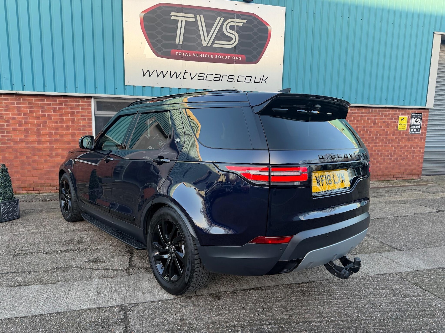 Used Land Rover Discovery 2018 for sale - 77017039: Photo 17