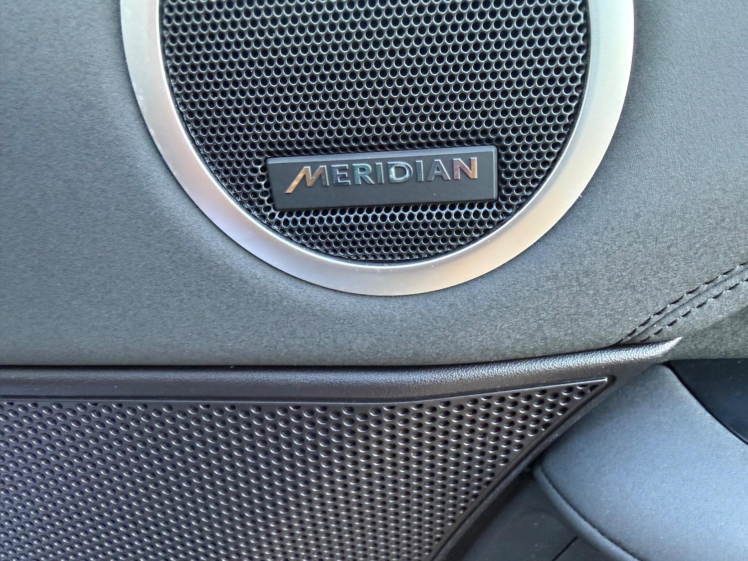 Used Land Rover Discovery 2018 for sale - 77017039: Photo 38