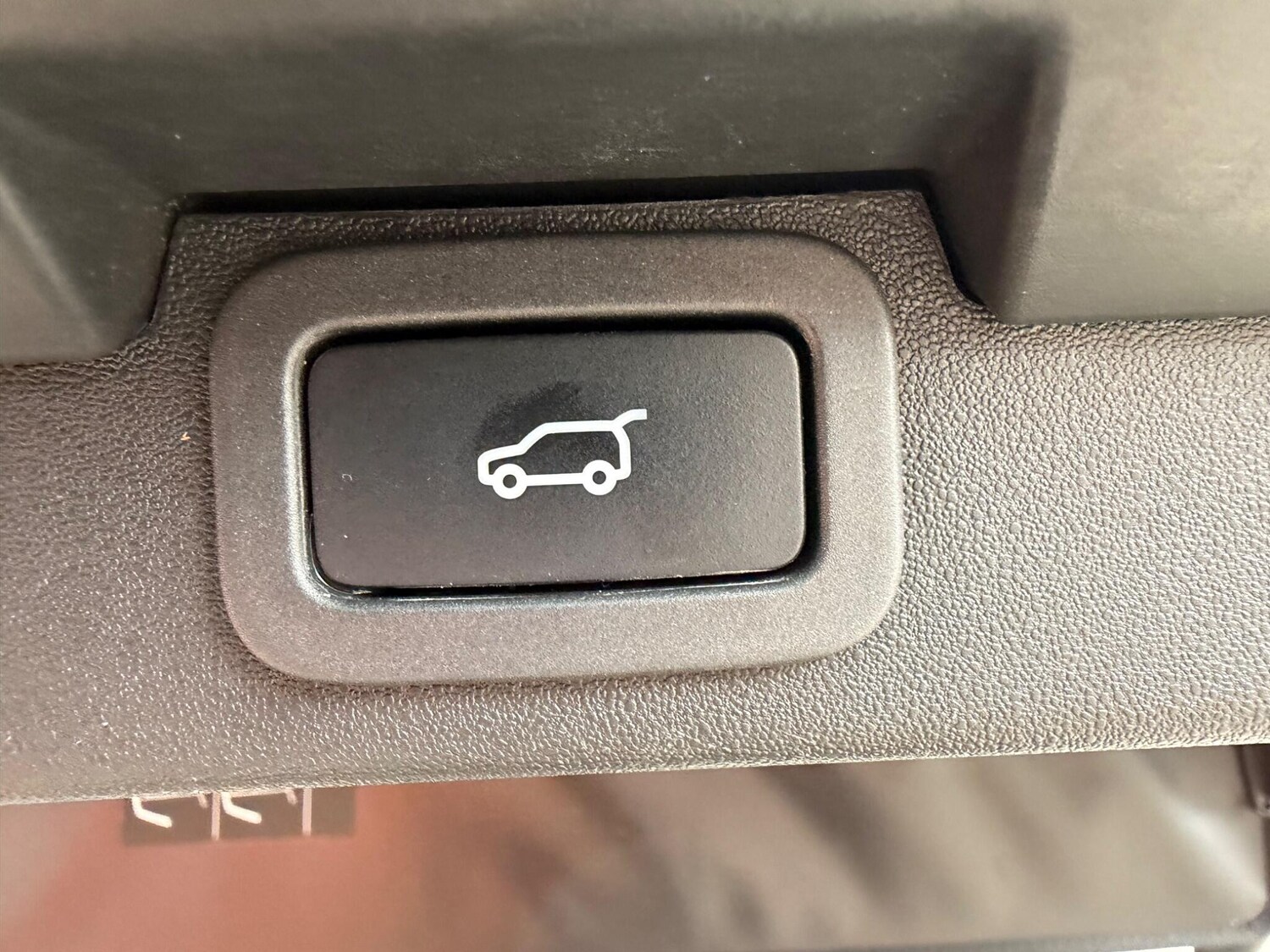 Used Land Rover Discovery for sale - 77823860: Photo 32